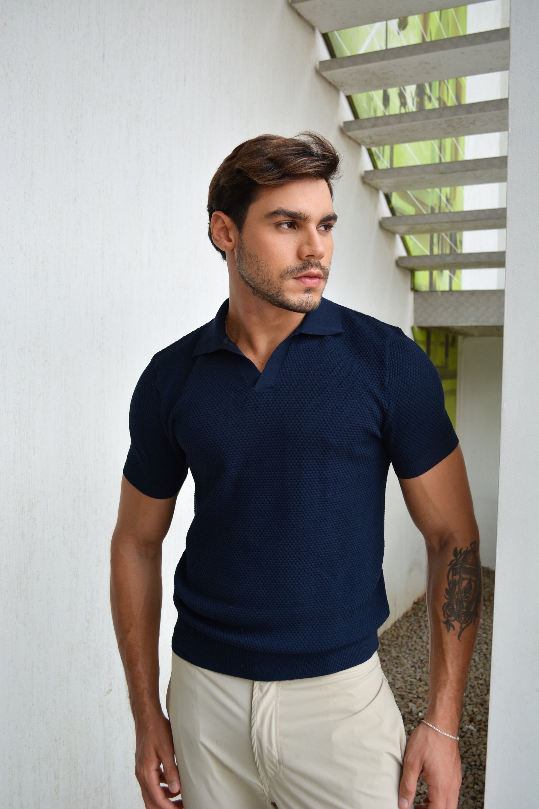 Polo Com Textura Gola V Marinho